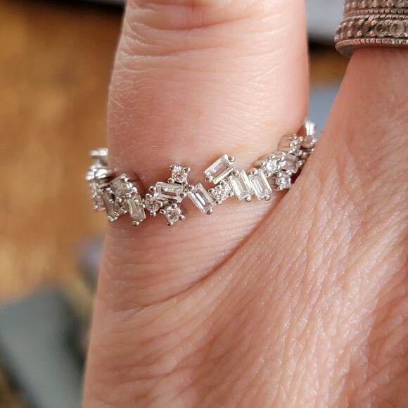 Exquisite Rhodium-Plated Size 8 Eternity Band Ring with Baguette - Picture 6 of 9